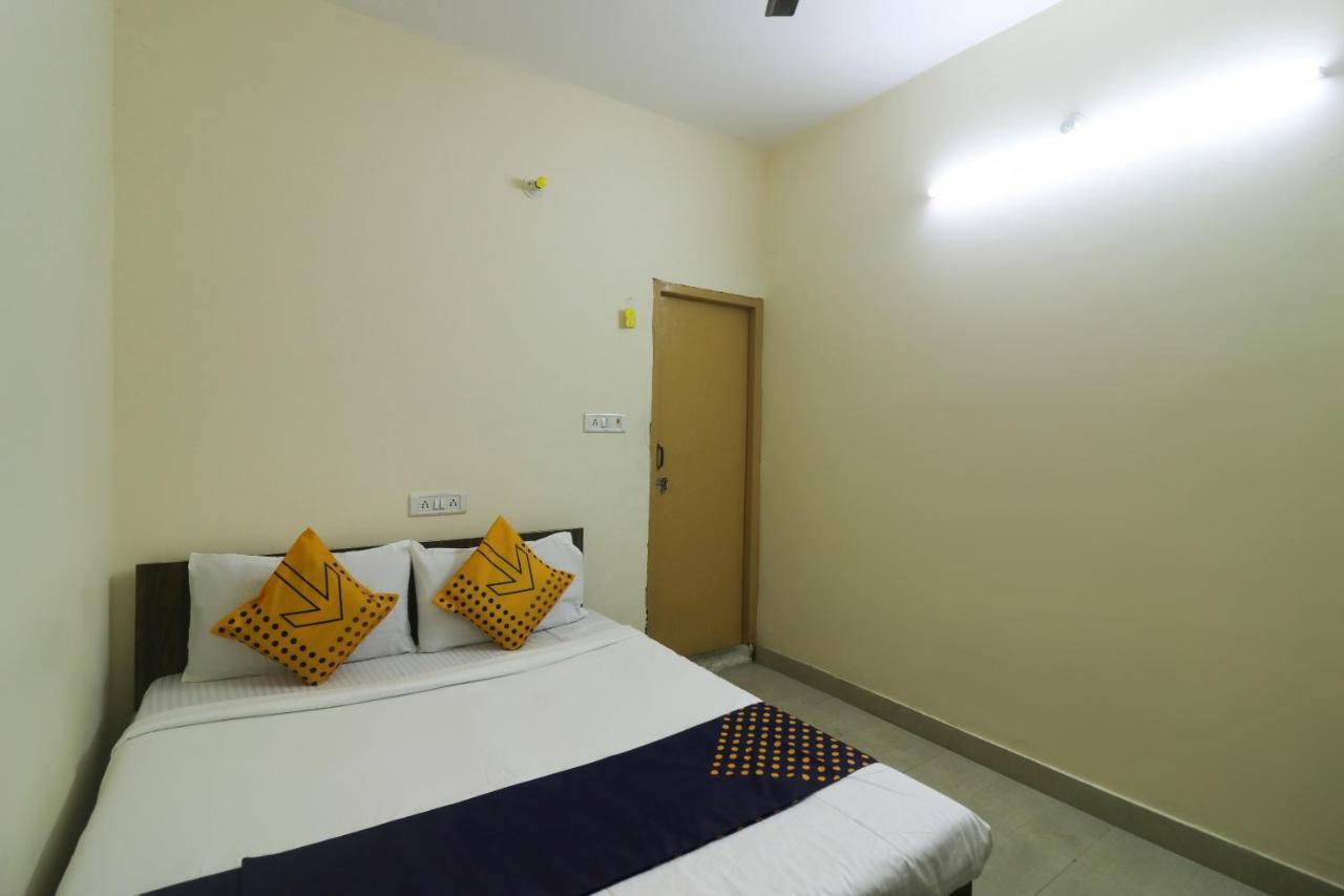 Spot On Negi Home Stay 데라둔 외부 사진
