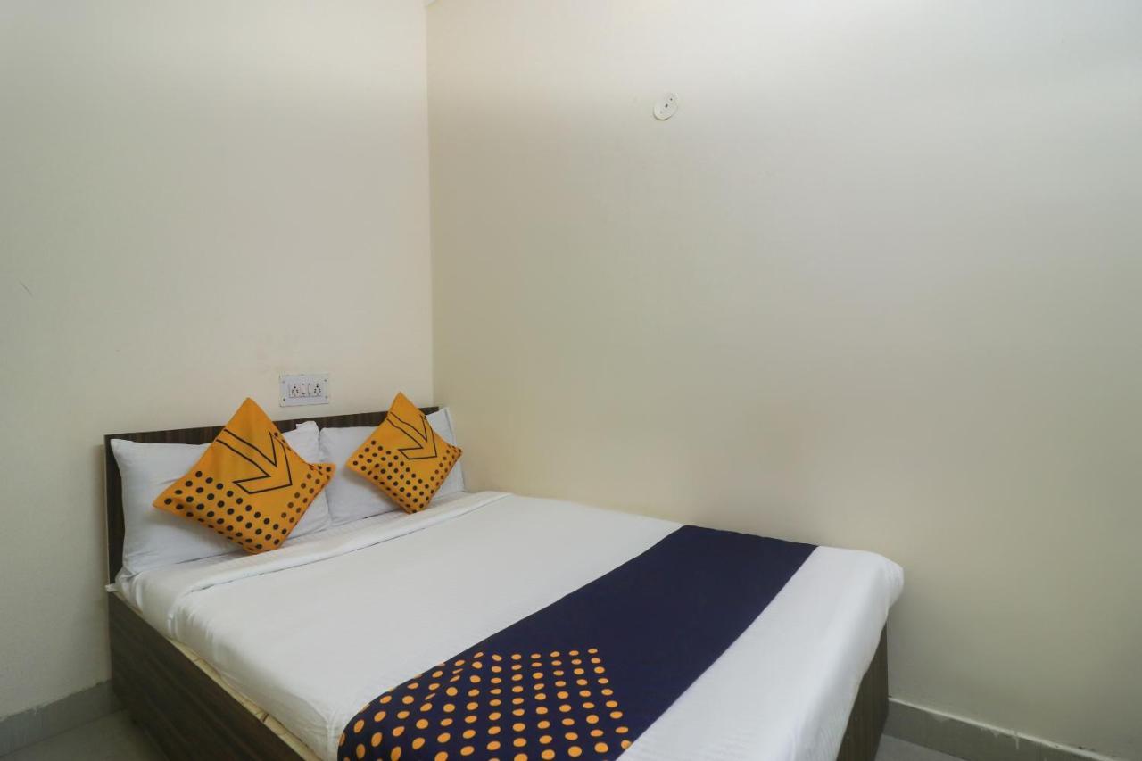 Spot On Negi Home Stay 데라둔 외부 사진